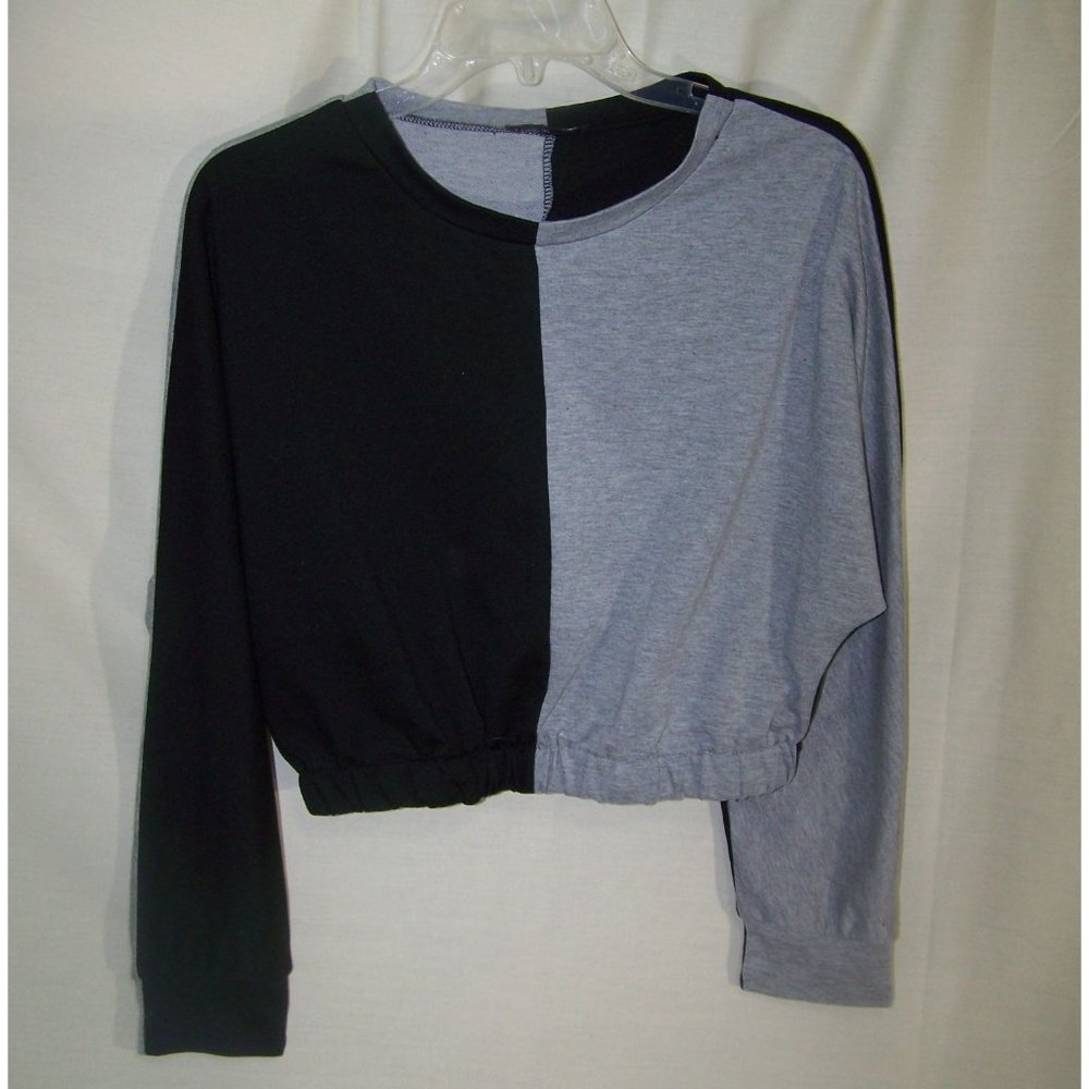 Shein Cropped Top M Black Gray Color Block Jersey